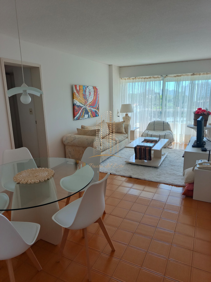 Apartamento ID.950 - EXCELENTE APARTAMENTO ALQUILER TEMPORAL PUNTA DEL ESTE PLAYA BRAVA