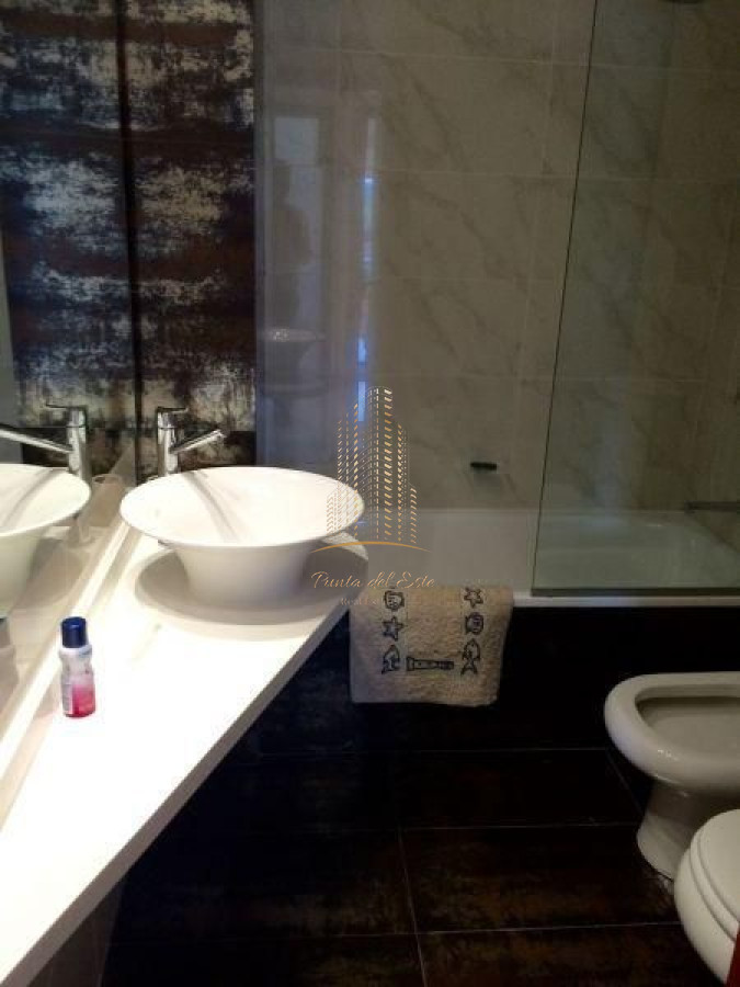 Apartamento ID.948 - Apartamento en alquiler temporal y venta, Punta del Este