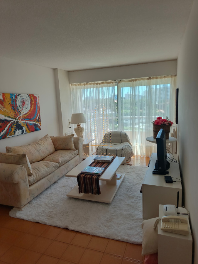 Apartamento ID.950 - EXCELENTE APARTAMENTO ALQUILER TEMPORAL PUNTA DEL ESTE PLAYA BRAVA