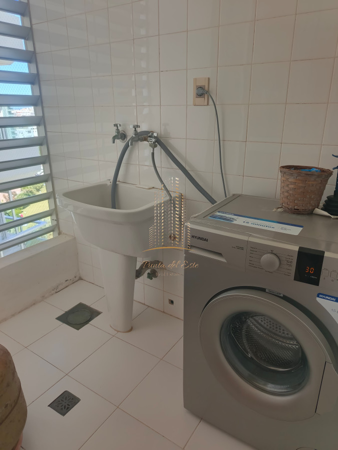 Apartamento ID.950 - EXCELENTE APARTAMENTO ALQUILER TEMPORAL PUNTA DEL ESTE PLAYA BRAVA