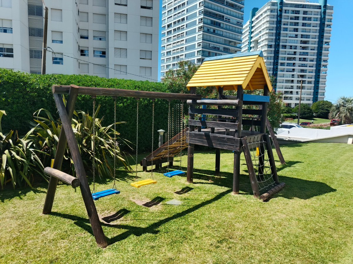 Apartamento ID.950 - EXCELENTE APARTAMENTO ALQUILER TEMPORAL PUNTA DEL ESTE PLAYA BRAVA