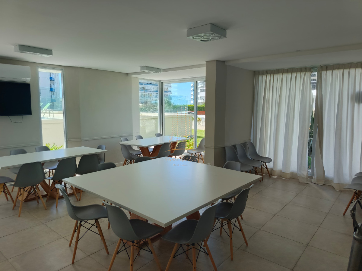 Apartamento ID.950 - EXCELENTE APARTAMENTO ALQUILER TEMPORAL PUNTA DEL ESTE PLAYA BRAVA