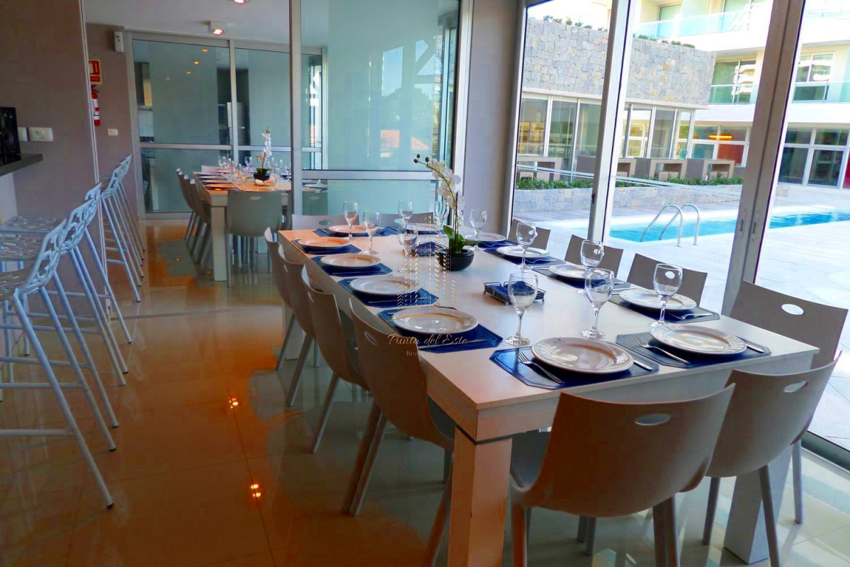 Apartamento ID.843 - Venta y alquiler temporal en Punta del Este 