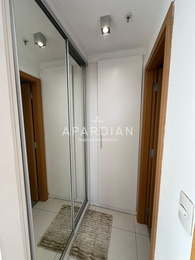 Apartamento ID.21097656 - Espectacular apartamento en venta con vista a la Isla Gorriti en Punta del Este de 2 dormitorios 2 baños cochera incluida