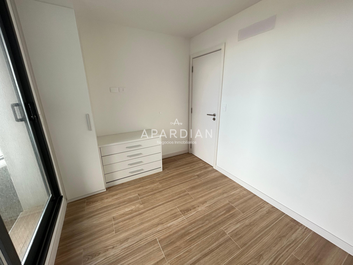 Apartamento ID.21098138 - Venta apartamento un dormitorio punta del este playa brava edificio siglo sol