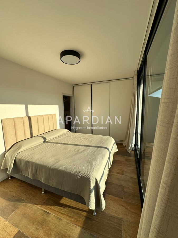 Casa ID.21097583 - Casa en Alquiler temporal de 3 dormitorios y 3 baños, barrio privado Punta del Este
