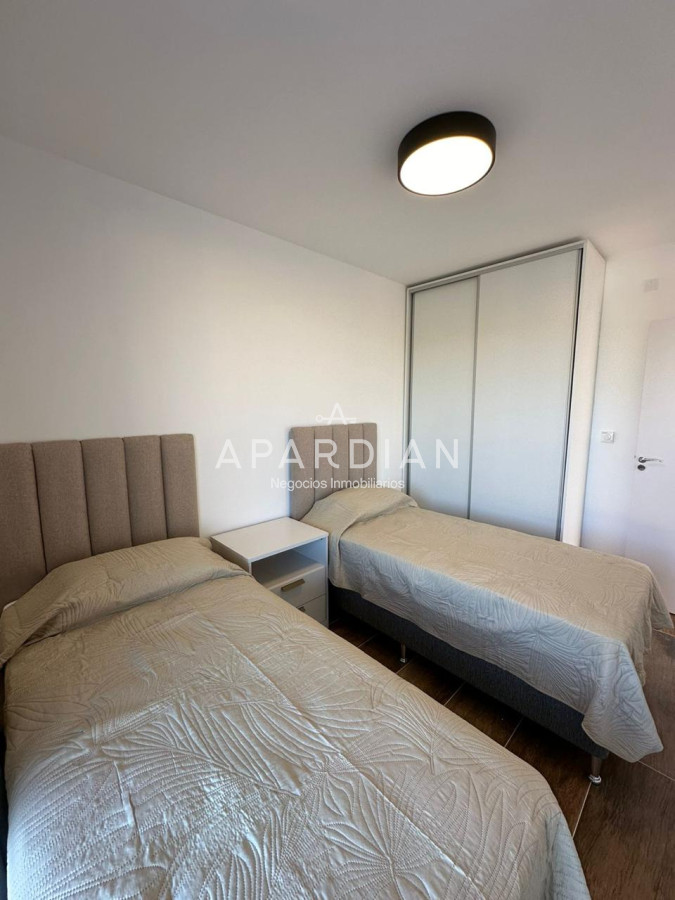Casa ID.21097583 - Casa en Alquiler temporal de 3 dormitorios y 3 baños, barrio privado Punta del Este