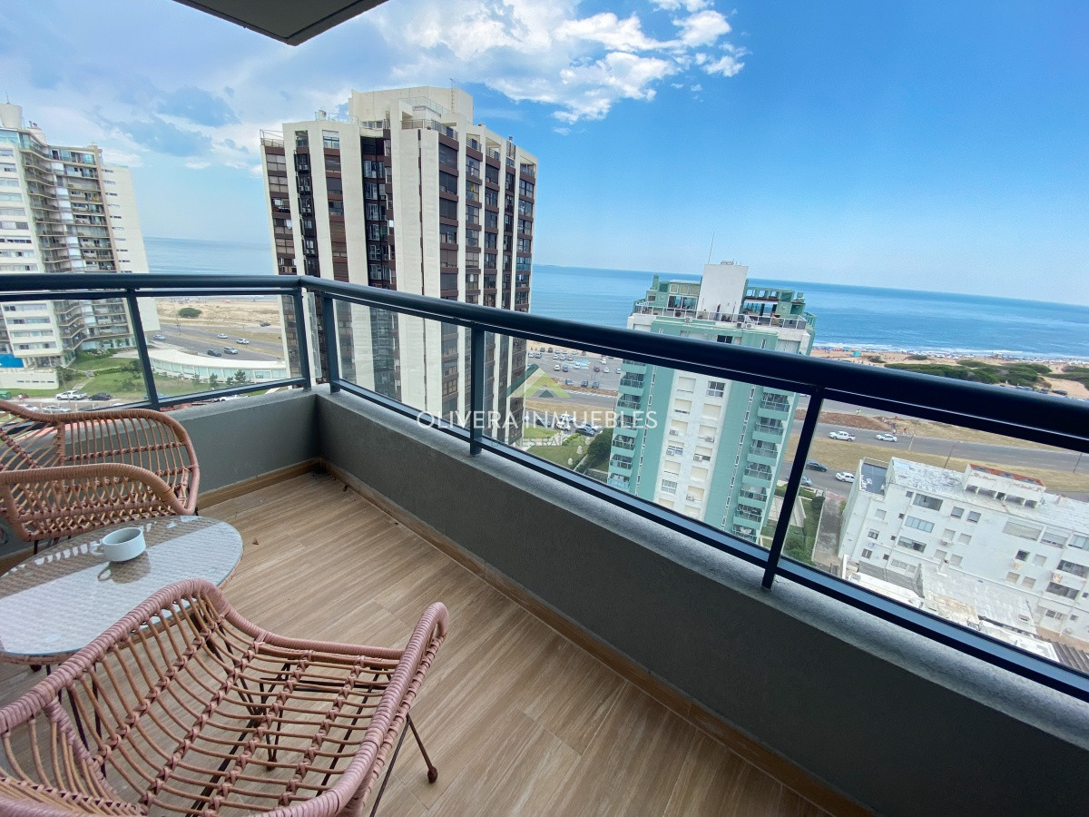 Apartamento ID.12643 - Piso alto en Torre Siglo Sol II con gran vista