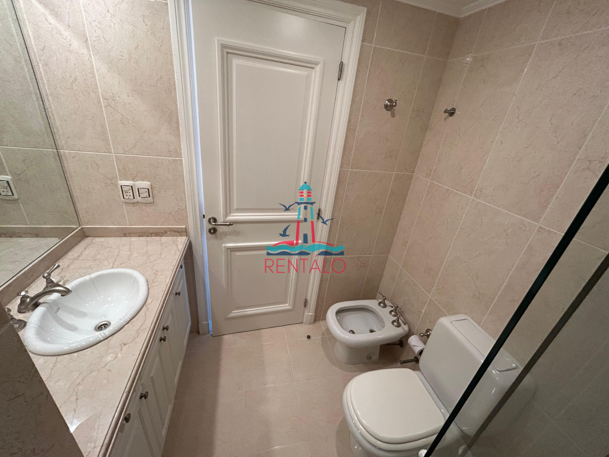 Apartamento ID.329 - Apartamento en venta de 3 dormitorios en Le Jardin Punta del este 