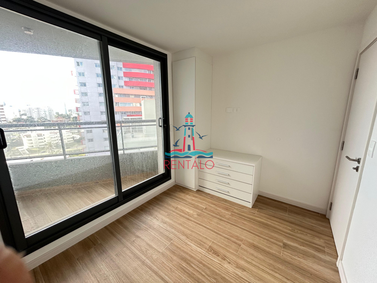 Apartamento ID.321 - Venta apartamento un dormitorio punta del este playa brava edificio siglo sol