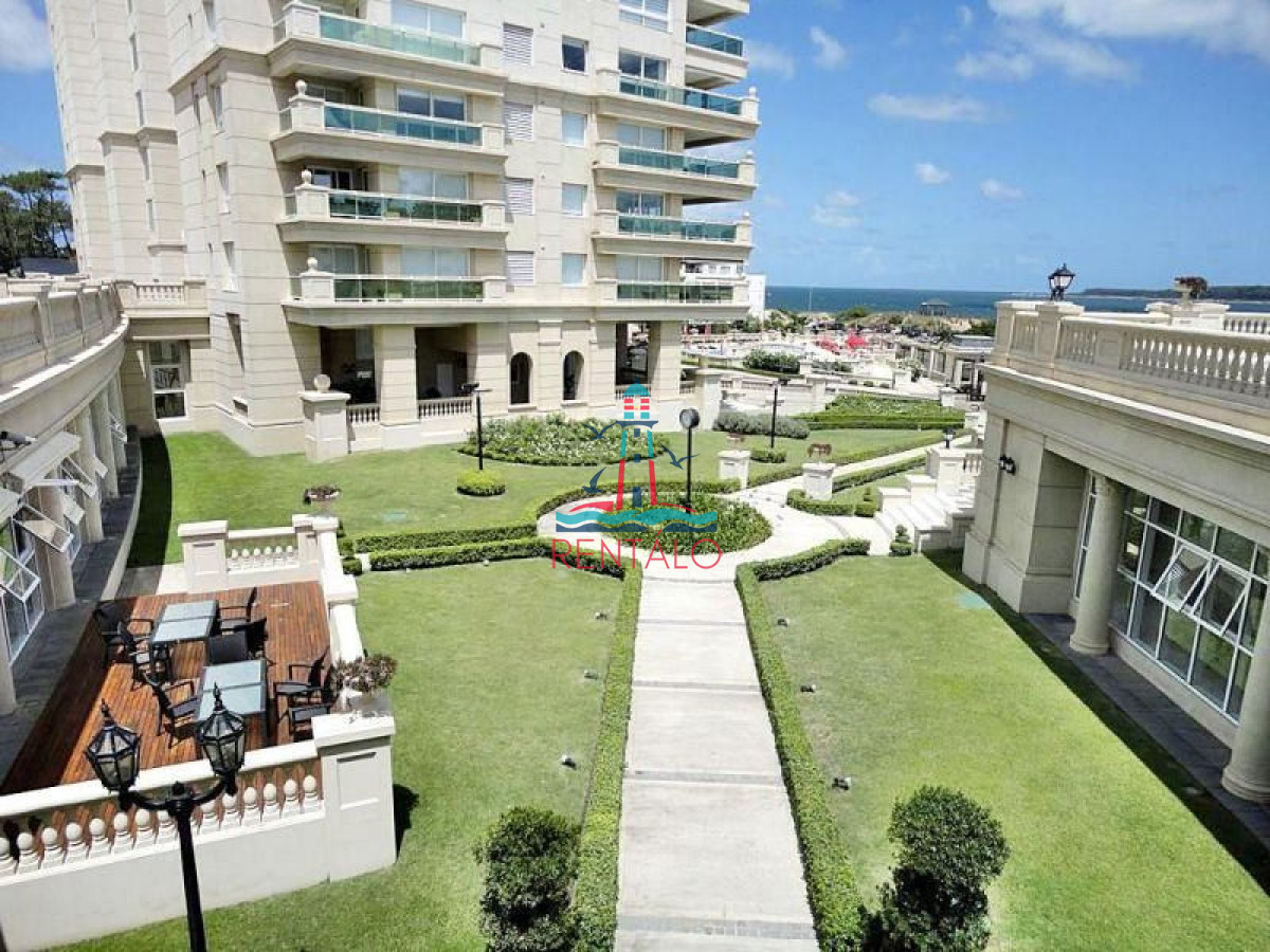 Apartamento ID.329 - Apartamento en venta de 3 dormitorios en Le Jardin Punta del este 
