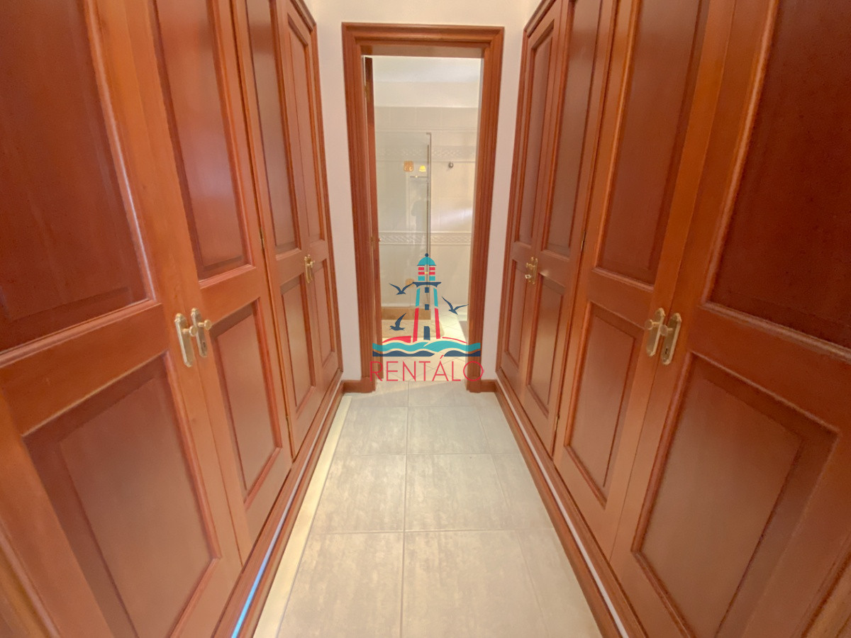 Casa ID.104 - Casa en venta Punta del Este 7 dormitorios, playa mansa a pasos del mar