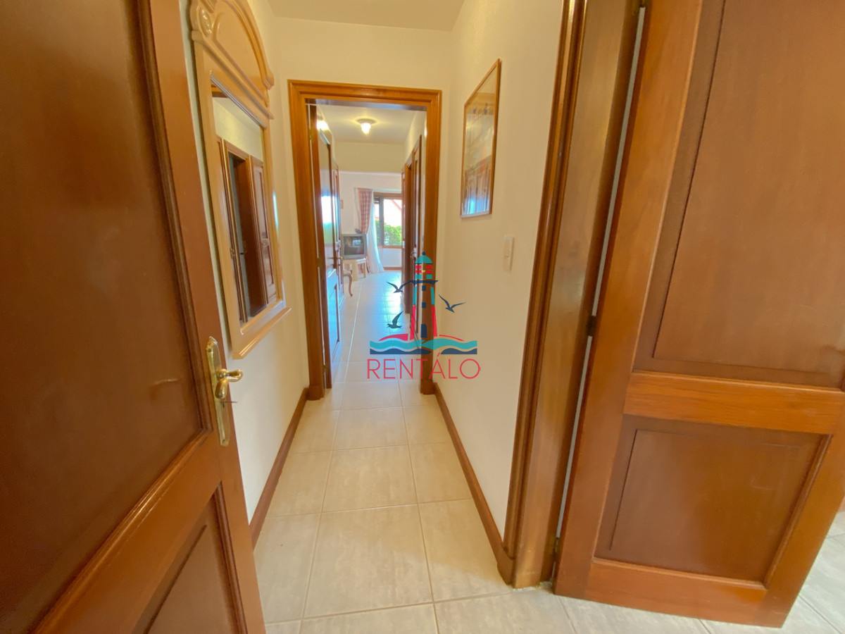 Casa ID.104 - Casa en venta Punta del Este 7 dormitorios, playa mansa a pasos del mar