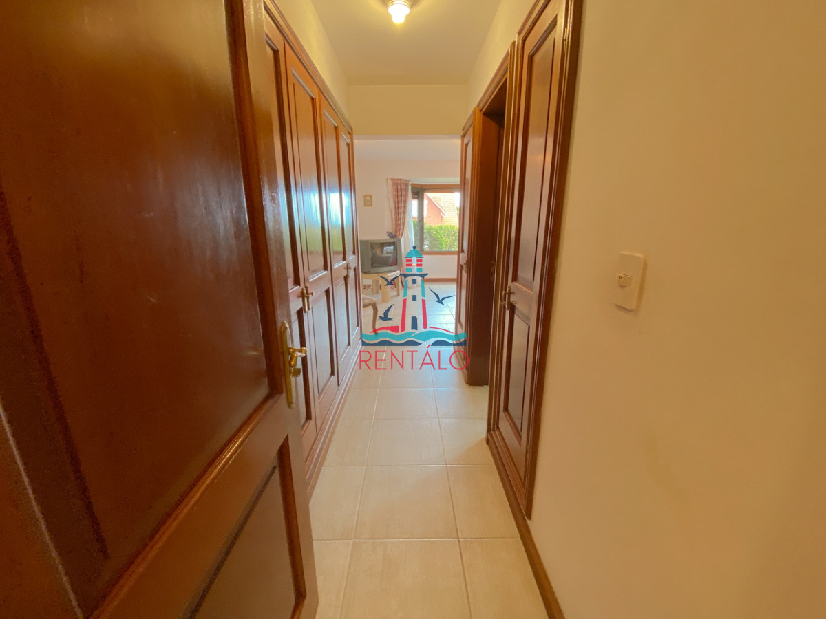 Casa ID.104 - Casa en venta Punta del Este 7 dormitorios, playa mansa a pasos del mar