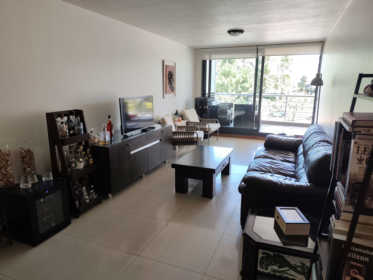 Apartamento ID.273 - Venta apartamento dos dormitorios Punta del este edificio Tressesenta