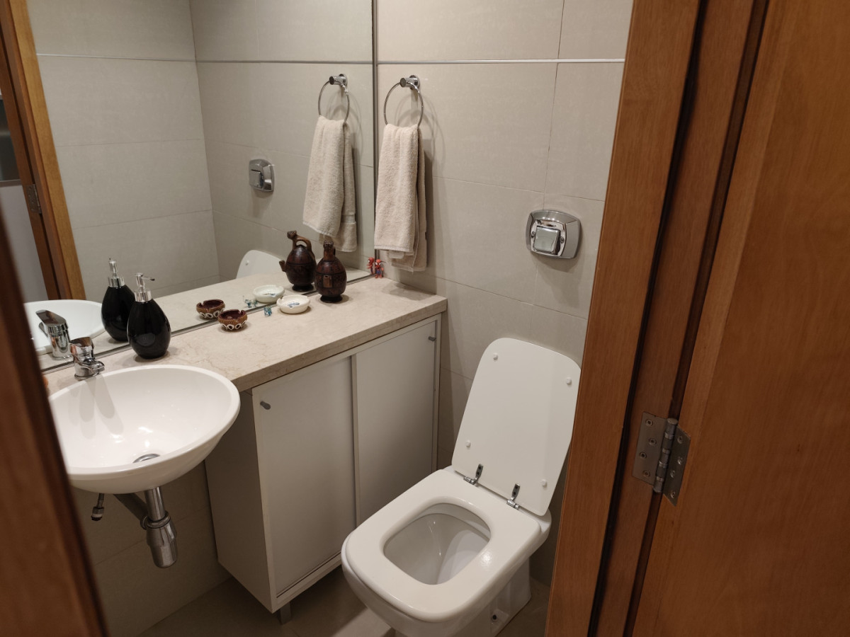 Apartamento ID.273 - Venta apartamento dos dormitorios Punta del este edificio Tressesenta