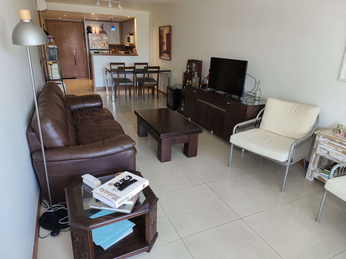 Apartamento ID.273 - Venta apartamento dos dormitorios Punta del este edificio Tressesenta