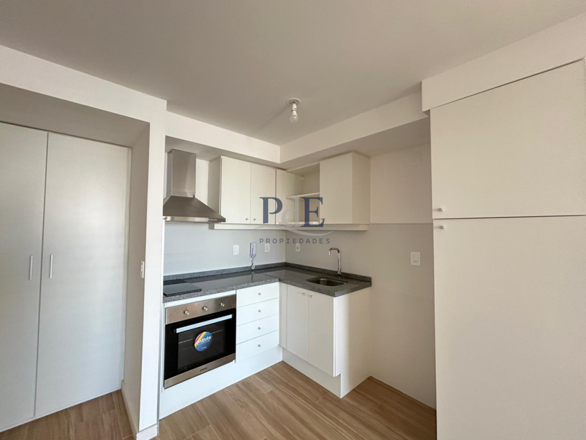 Venta apartamento dos dormitorios Punta del este playa Brava edificio Torre Gaugin - Imagen 7