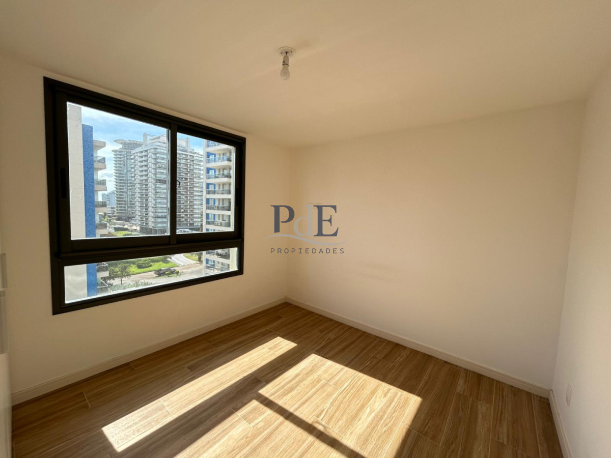 Venta apartamento dos dormitorios Punta del este playa Brava edificio Torre Gaugin - Imagen 11