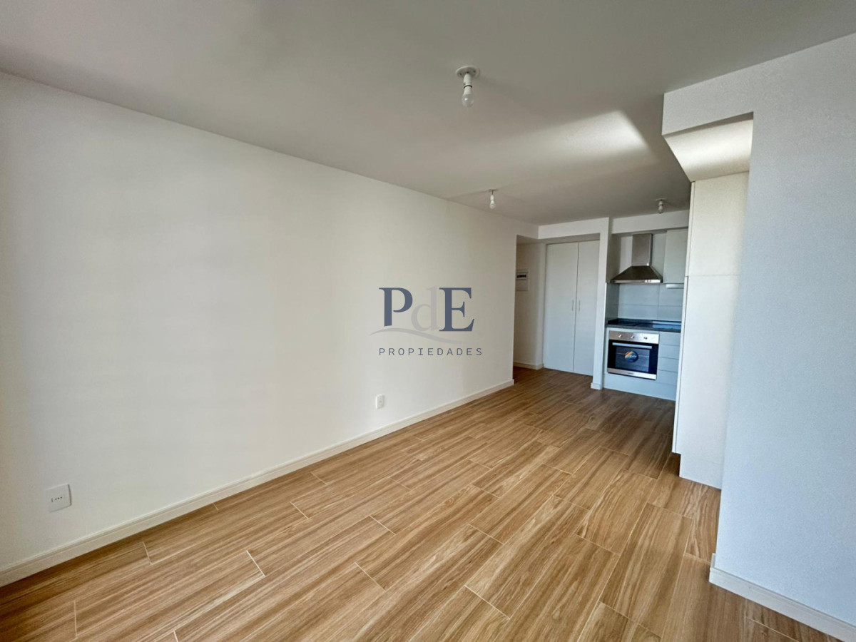 Venta apartamento dos dormitorios Punta del este playa Brava edificio Torre Gaugin - Imagen 6