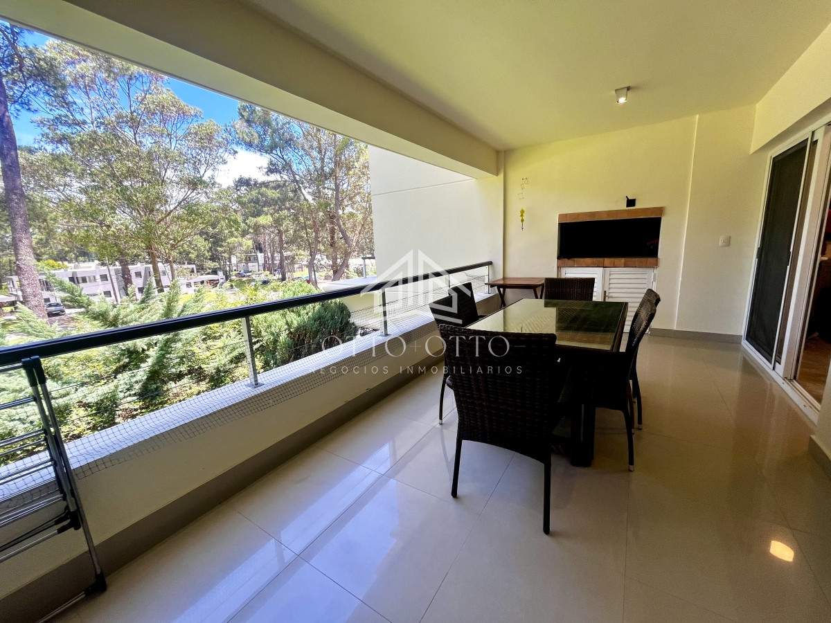 Apartamento ID.18725 - Apartamento en venta con terraza y parrilla en Solanas Green Park