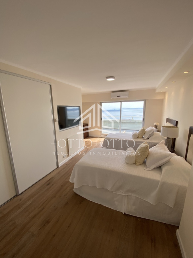 Apartamento ID.555 - Espectacular Penthouse en Alquiler y venta Fte al puerto