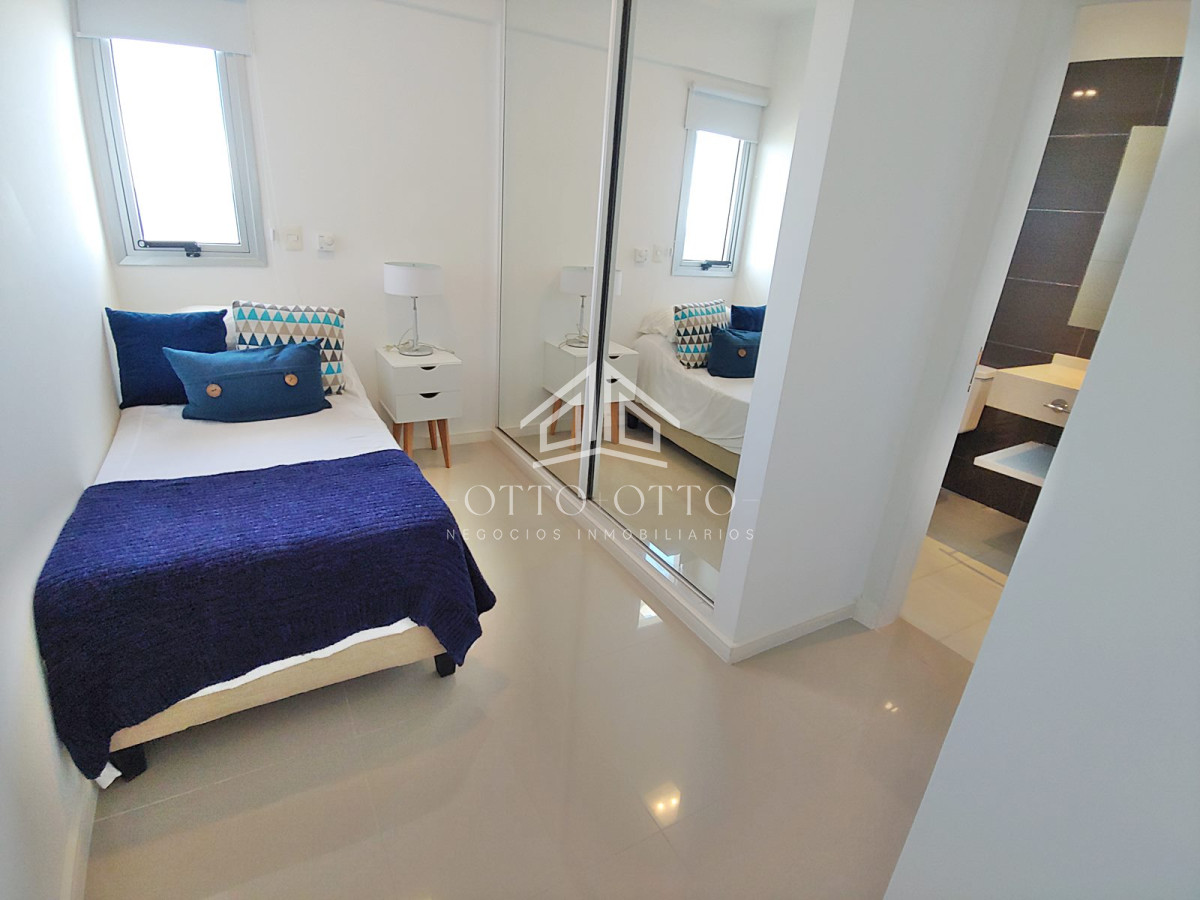 Apartamento ID.1455 - Pent house en venta en Punta del Este