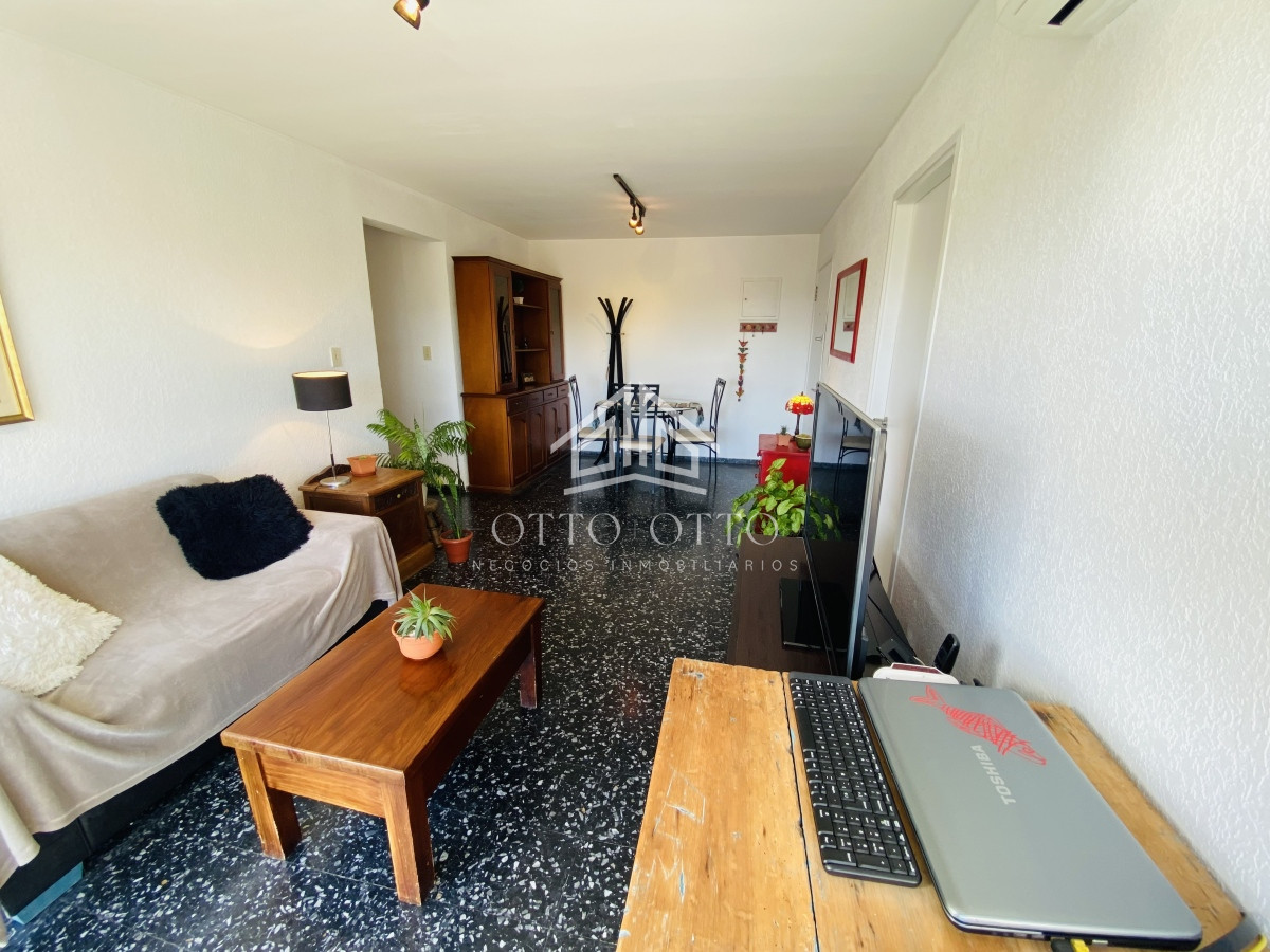 Apartamento ID.27179 - Excelente apartamento de 3 dormitorios, gastos bajos y muy bien ubicado