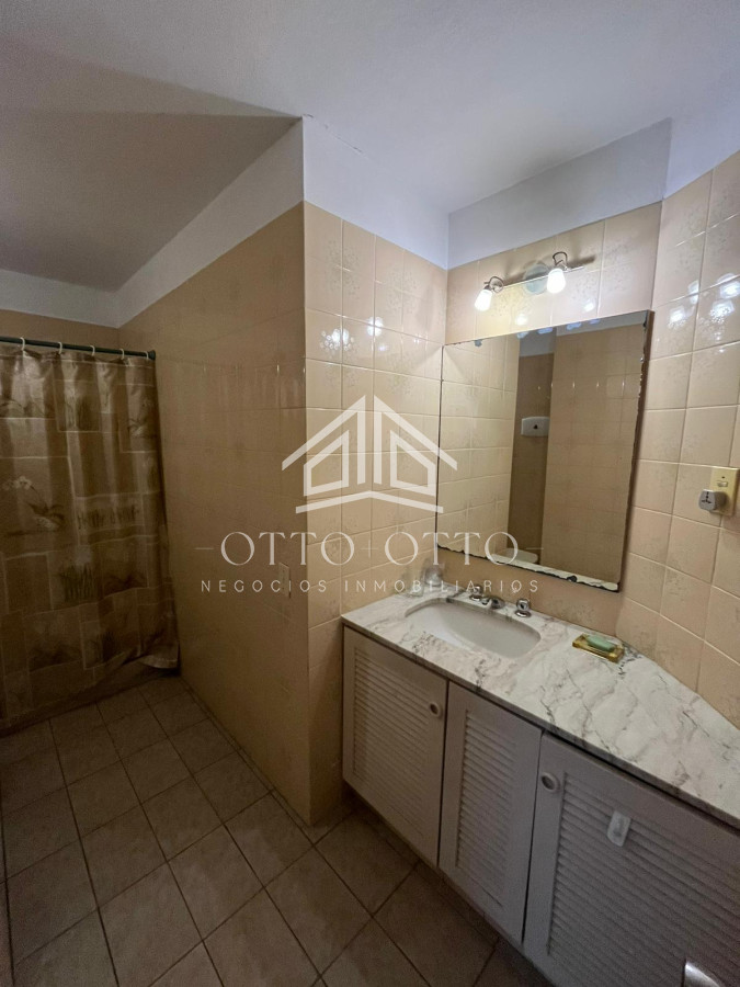 Apartamento ID.28073 - Apartamento en venta primera linea playa brava de 4 dormitorios