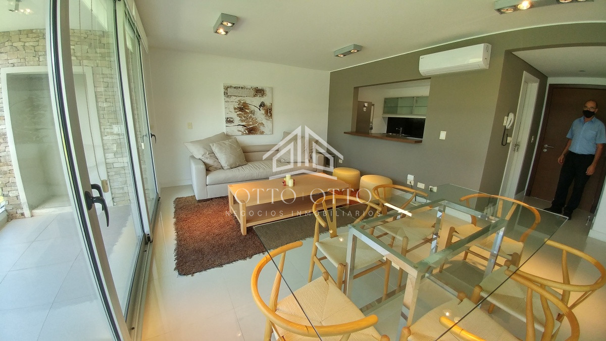 Apartamento ID.24384 - Departamento en complejo de categoría en la zona de Rincon del Indio a pasos del mar. 