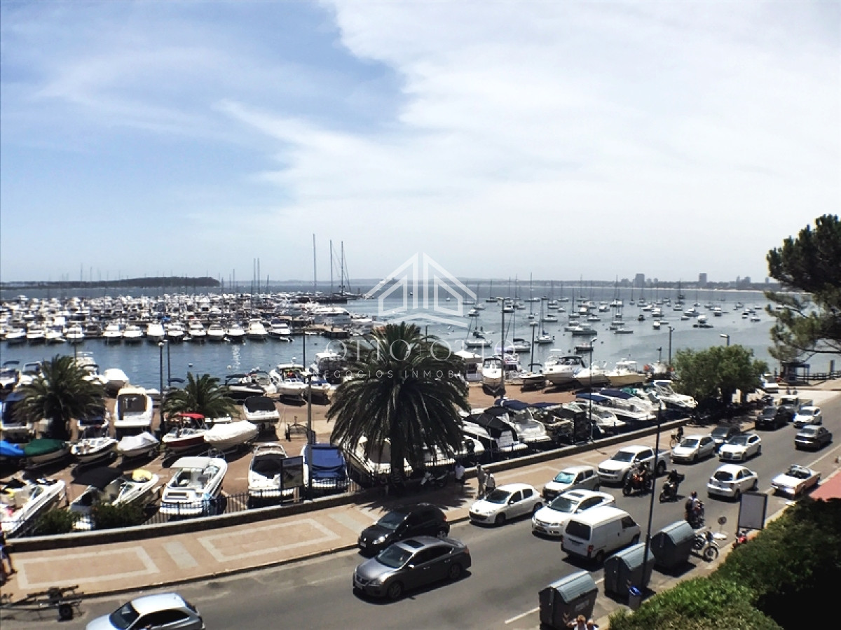Apartamento ID.18830 - Frente al Puerto