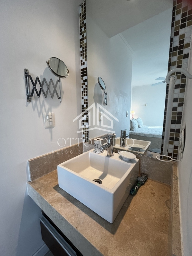 Apartamento ID.25927 - Departamento 3 dormitorios En Venta, Chiverta a Pasos del Mar