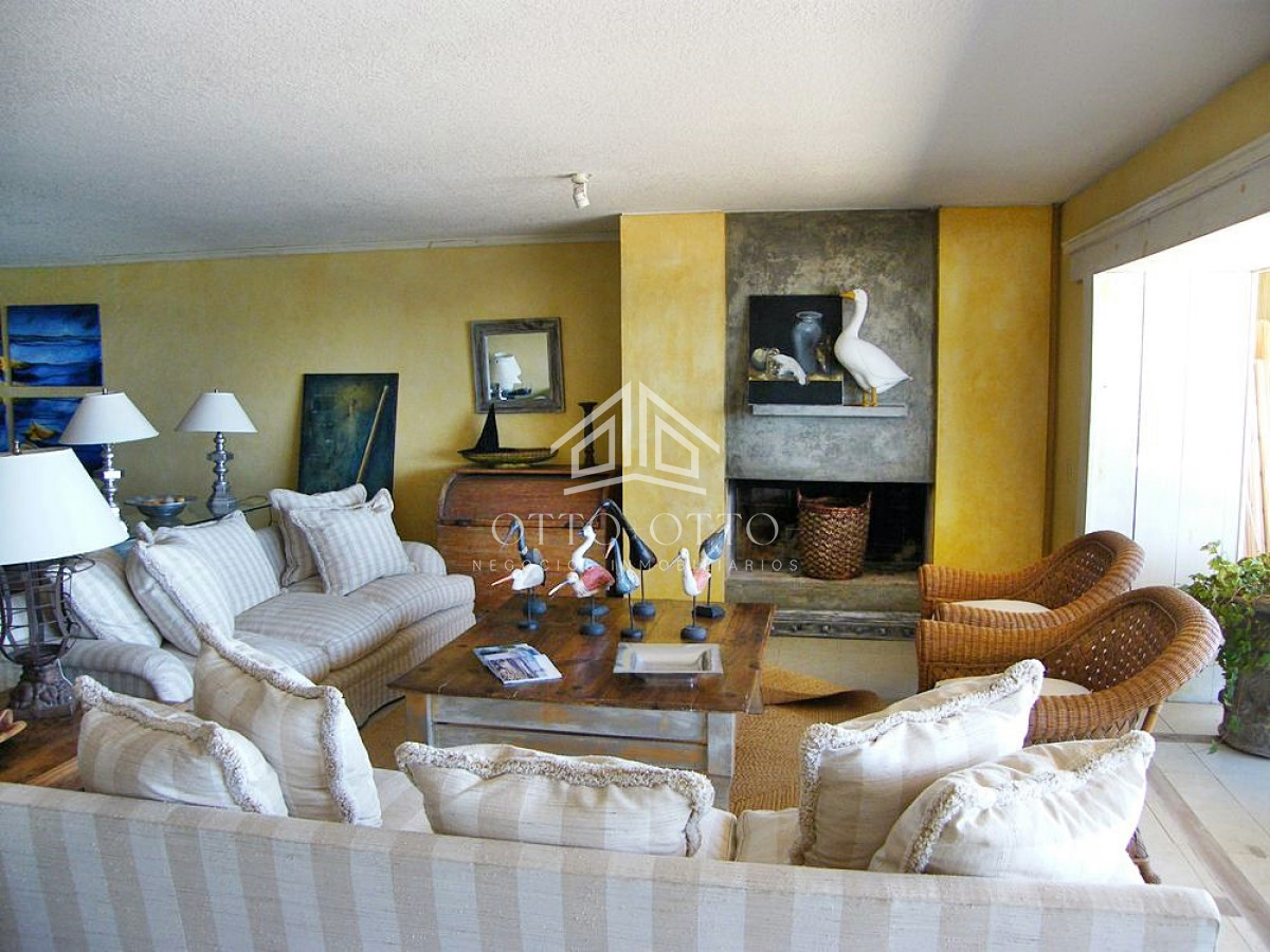 Apartamento de 4 dormitorios en la Brava