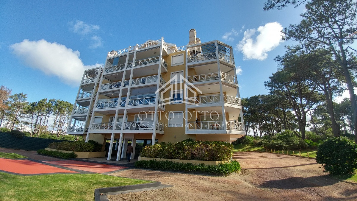Apartamento en Punta del Este, Brava