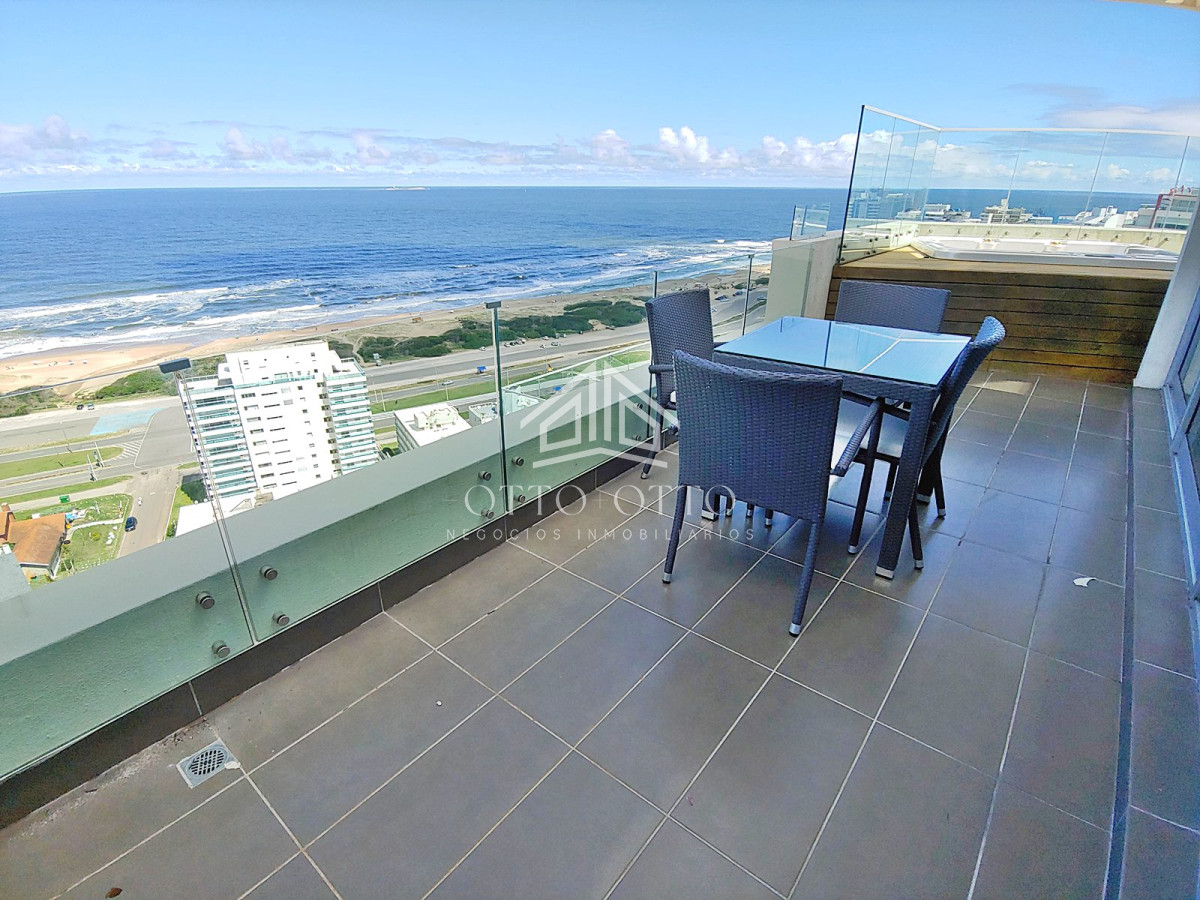 Apartamento ID.1455 - Pent house en venta en Punta del Este