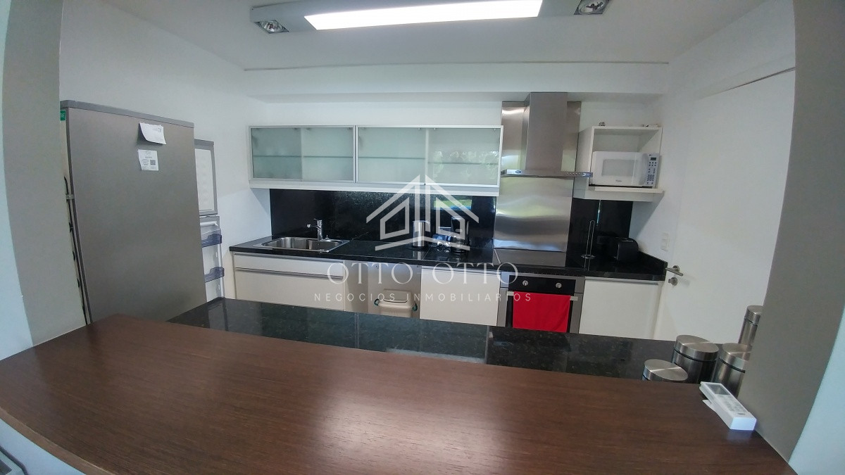 Apartamento ID.24384 - Departamento en complejo de categoría en la zona de Rincon del Indio a pasos del mar. 