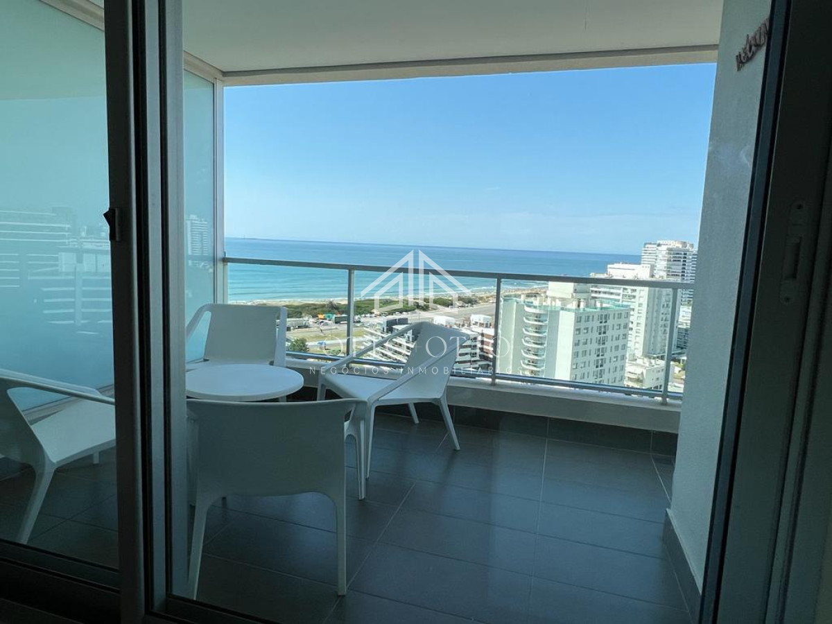 Apartamento ID.15539 - Apartamento en venta 2 dormitorios en Playa Brava, Punta del Este 