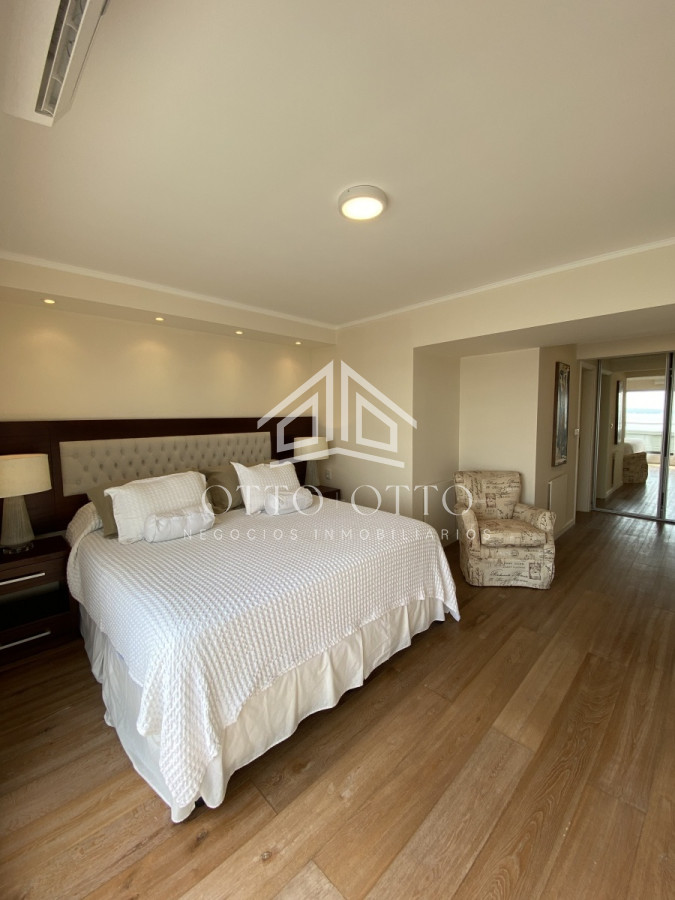 Apartamento ID.555 - Espectacular Penthouse en Alquiler y venta Fte al puerto