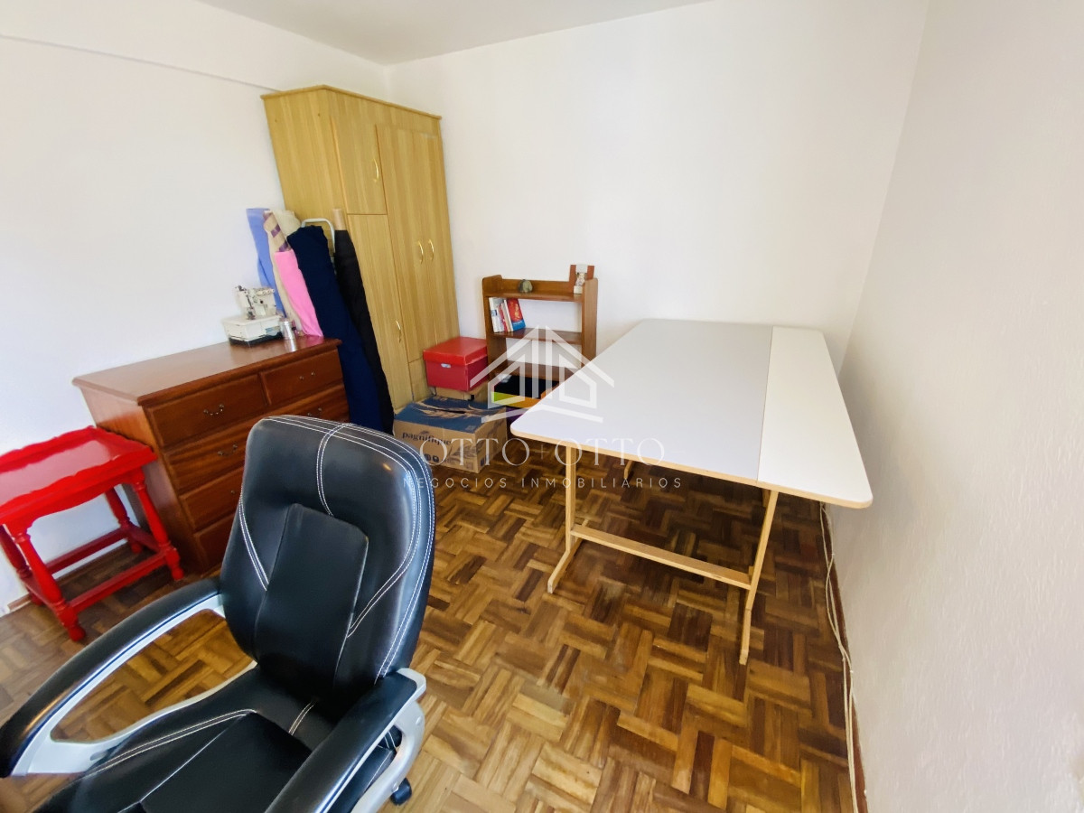 Apartamento ID.27179 - Excelente apartamento de 3 dormitorios, gastos bajos y muy bien ubicado