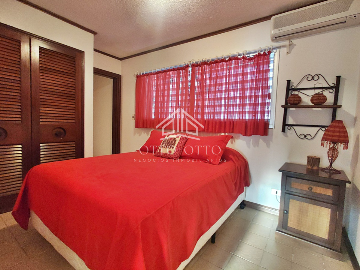 Apartamento ID.24372 - Venta Apartamento 3 dormitorios primera línea en Península