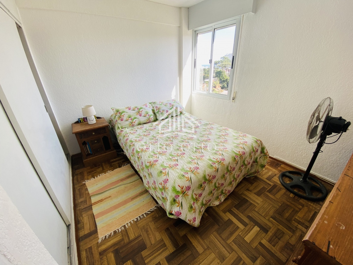 Apartamento ID.27179 - Excelente apartamento de 3 dormitorios, gastos bajos y muy bien ubicado