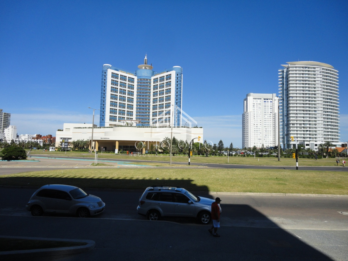 Apartamento ID.4548 - Apartamento en venta  2 dormitorios