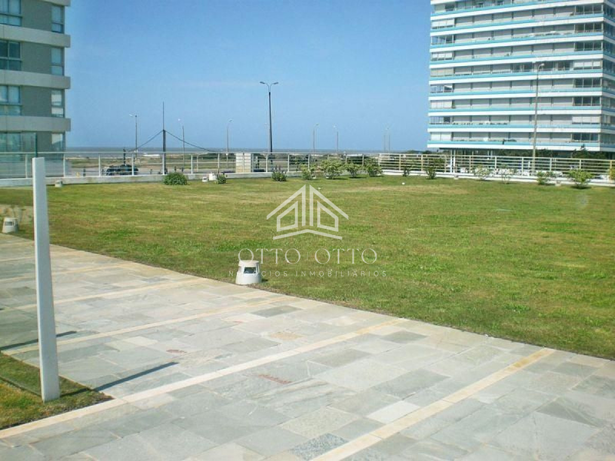 Apartamento ID.1466 - Apartamento en venta Playa Brava 3 dormitorios