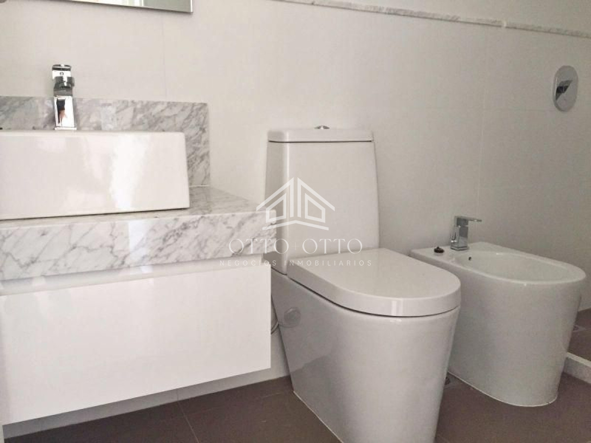 Apartamento ID.1637 - Apartamento en venta Playa Mansa 2 dormitorios