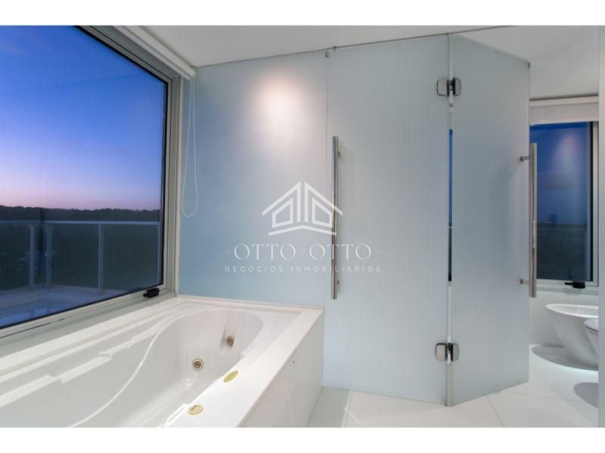 Apartamento ID.224 - Apartamento en venta y alquiler temporario Playa Brava 4 dormitorios