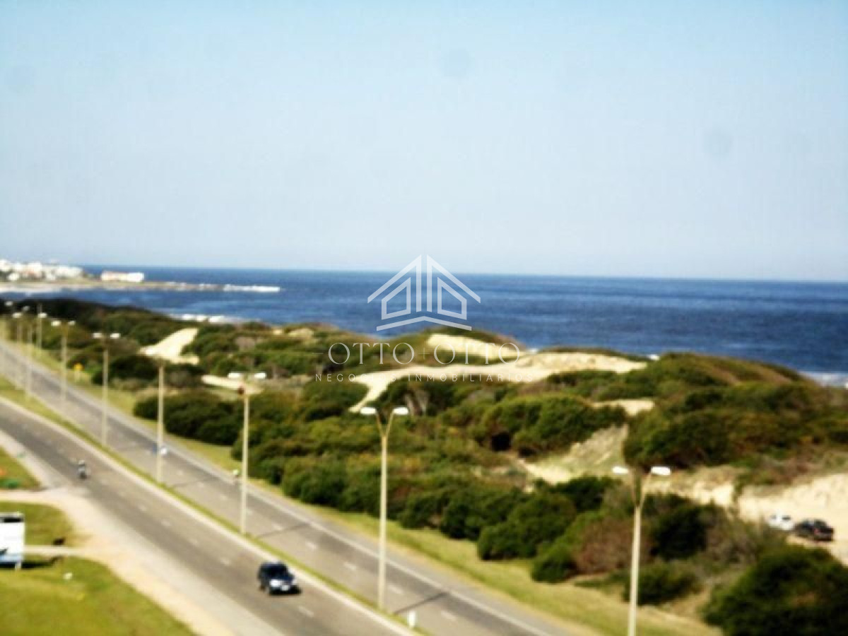 Apartamento ID.224 - Apartamento en venta y alquiler temporario Playa Brava 4 dormitorios