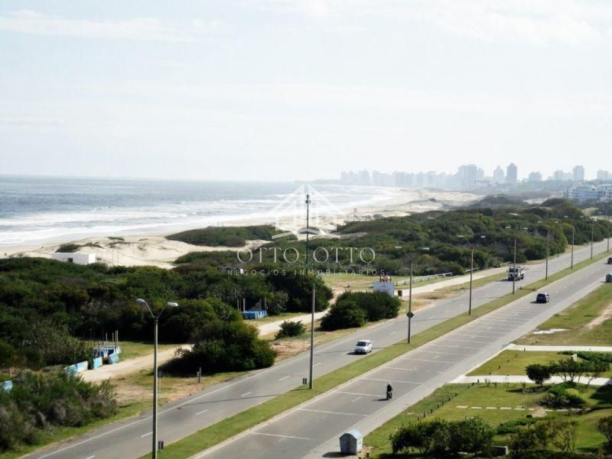 Apartamento ID.224 - Apartamento en venta y alquiler temporario Playa Brava 4 dormitorios