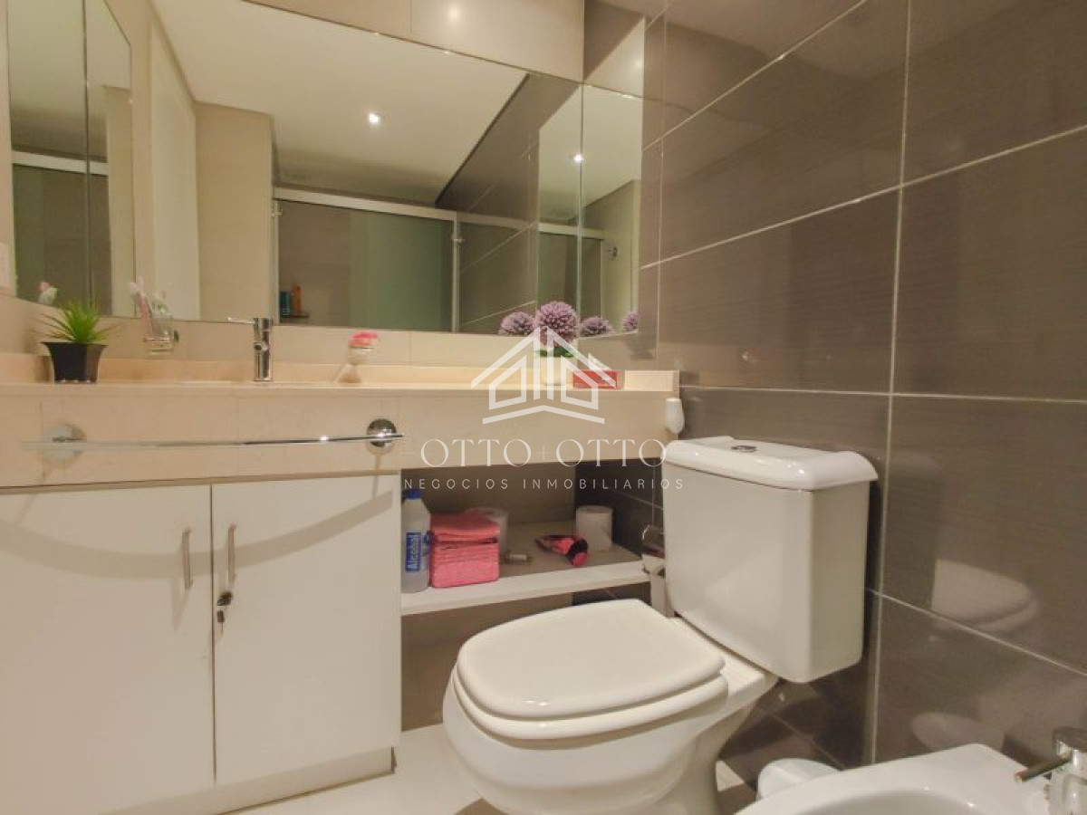 Apartamento ID.5136 - Apartamento en venta 3 dormitorios, en Punta del Este 
