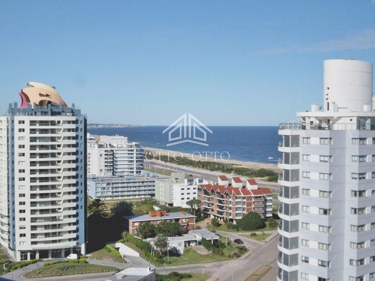 Apartamento en venta Playa Brava 3 dormitorios