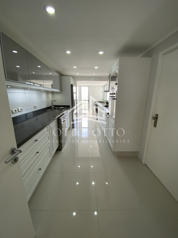 Apartamento ID.555 - Espectacular Penthouse en Alquiler y venta Fte al puerto